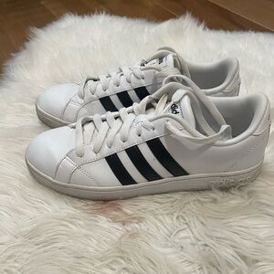 Adidas NEO Baseline Sneaker
